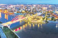 Thành phố Hải Phòng ngày càng phát triển. (Ảnh: ĐỨC NGHĨA)