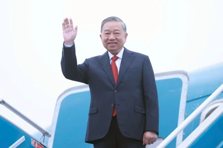 Tổng Bí thư Tô Lâm rời Thủ đô Hà Nội, lên đường thăm cấp Nhà nước tới CHDCND Lào. (Ảnh: Thống Nhất – TTXVN)