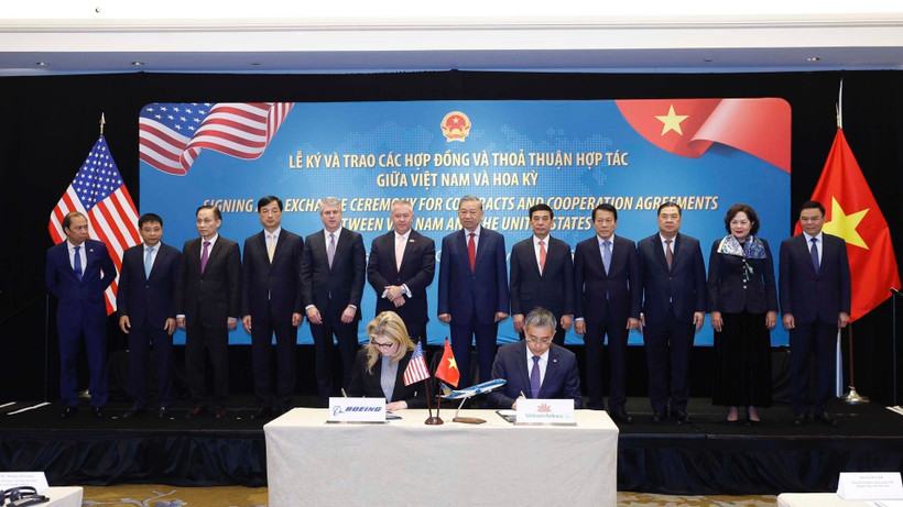 Vietnam Airlines đã ký hợp đồng mua 50 tàu bay thân hẹp Boeing 737-8 trị giá lên đến 8,1 tỷ USD tại Washington, D.C. (Hoa Kỳ), dưới sự chứng kiến của Tổng Bí thư Tô Lâm và đoàn đại biểu cấp cao.