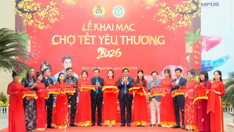 Khai mạc phiên chợ giàu ý nghĩa nhân văn.