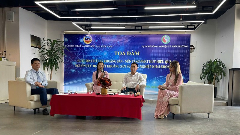 Tạp chí Nông nghiệp và Môi trường phối hợp với Cục Địa chất và Khoáng sản Việt Nam tổ chức Tọa đàm.