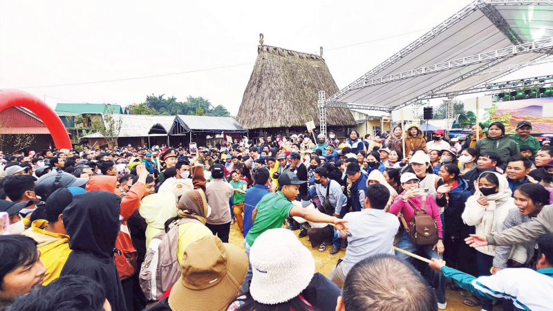 Chương trình “Xuân Biên phòng - Ấm lòng dân bản” năm 2026 được tổ chức ở xã biên giới Hùng Sơn, thành phố Đà Nẵng.