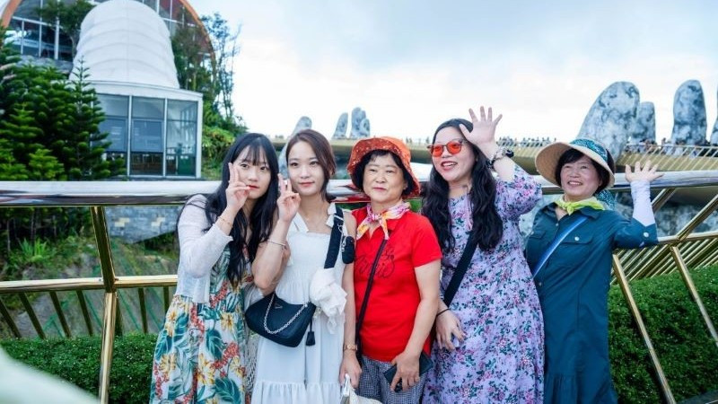 Mọi du khách Hàn Quốc quay lại Đà Nẵng đều được tặng ngay vé “Wow pass” và buffet trưa.