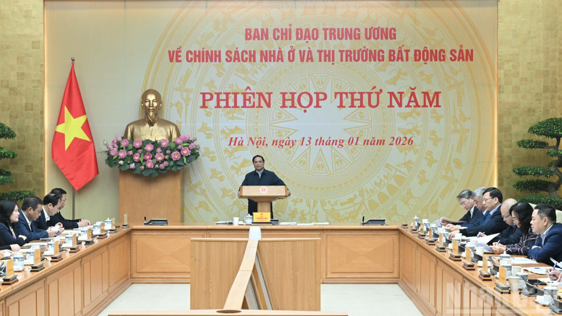 Thủ tướng Phạm Minh Chính chủ trì phiên họp.