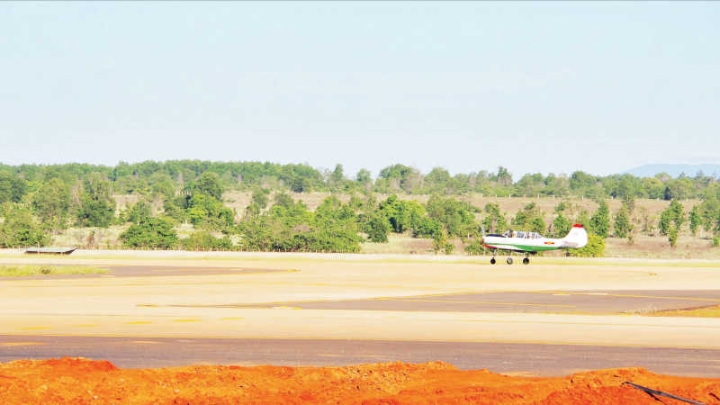 Việc sử dụng máy bay Iak-52 đã trở thành bước tiến quan trọng trong đào tạo phi công quân sự.