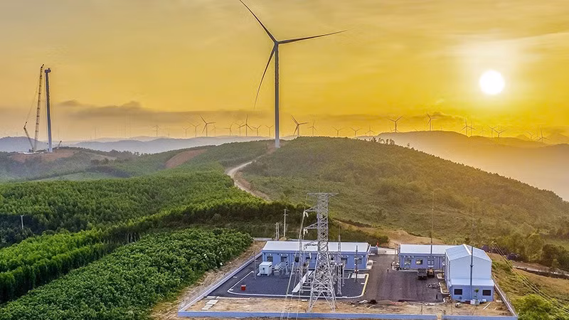 Nhà máy điện gió Hải Anh tại xã Lao Bảo.