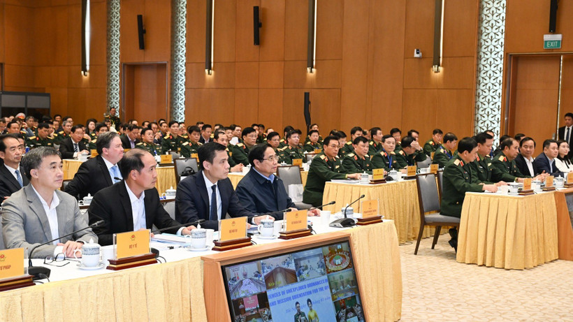 Thủ tướng Chính phủ Phạm Minh Chính chủ trì Hội nghị tổng kết thực hiện chương trình hành động quốc gia khắc phục hậu quả bom mìn sau chiến tranh ở Việt Nam giai đoạn 2010-2025 và phương hướng nhiệm vụ giai đoạn tiếp theo. (Ảnh TRẦN HẢI)