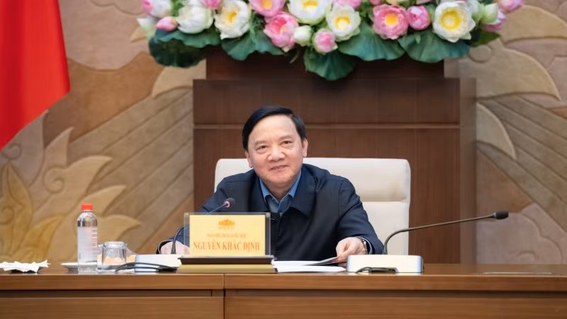 Ủy viên Trung ương Đảng, Phó Chủ tịch Quốc hội Nguyễn Khắc Định, Trưởng Ban Chỉ đạo chuyển đổi số của Quốc hội chủ trì cuộc làm việc. (Ảnh: quochoi.vn)