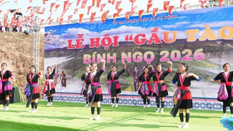 Hội Gầu Tào do xã biên giới Nà Bủng tổ chức thu hút hàng nghìn người dân, du khách về tham dự. 