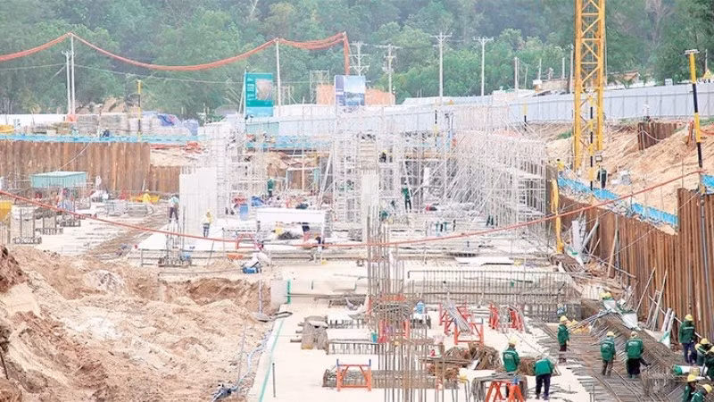 Đơn vị thi công công trình Trung tâm Hội nghị APEC 2027. (Ảnh: Báo Nhân Dân)