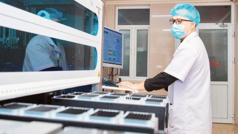 Chuyển đổi số mạnh mẽ đã nâng cao chất lượng điều trị bệnh tại Ninh Bình. (Ảnh minh họa: PHẠM NGỌC)