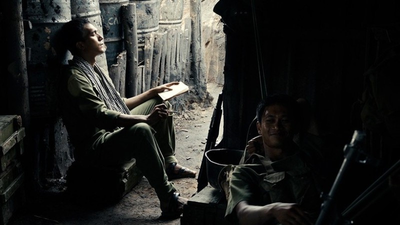 Cảnh trong phim "Mưa đỏ". (Ảnh: Galaxy Studio)