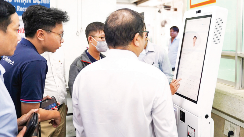 Khảo sát hiệu quả việc triển khai bệnh án điện tử tại Bệnh viện Chợ Rẫy (Thành phố Hồ Chí Minh). (Ảnh do bệnh viện cung cấp)