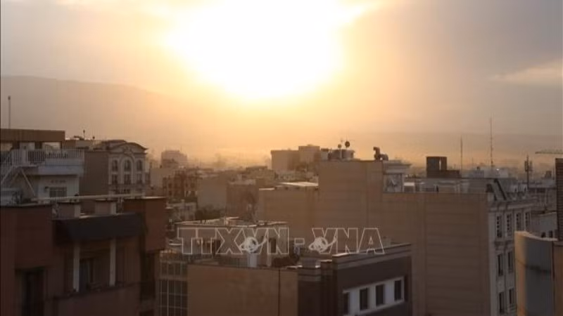 Quang cảnh thủ đô Tehran của Iran ngày 13/6/2025. (Ảnh minh họa: THX/TTXVN)