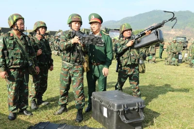 Thủ trưởng Bộ Tư lệnh Quân khu 5 kiểm tra đơn vị làm nhiệm vụ trực sẵn sàng chiến đấu