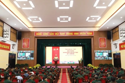 Toàn cảnh hội nghị.