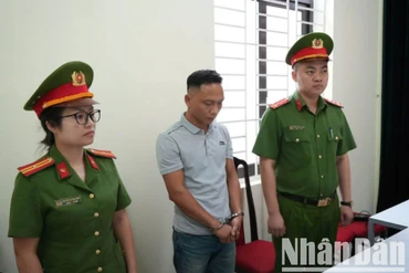 Đối tượng Nguyễn Văn Vững tại cơ quan công an.