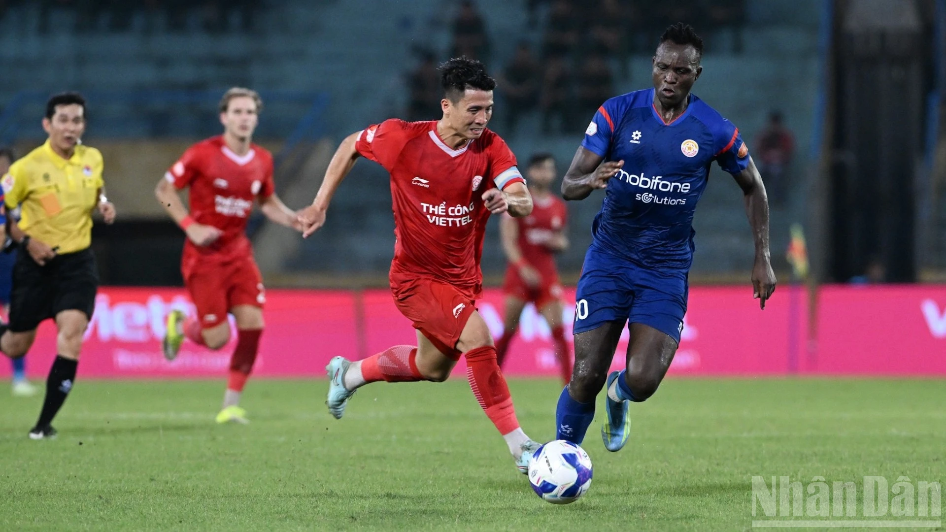 Thể Công Viettel hòa PVF-CAND 1-1 tại vòng 14 V-League