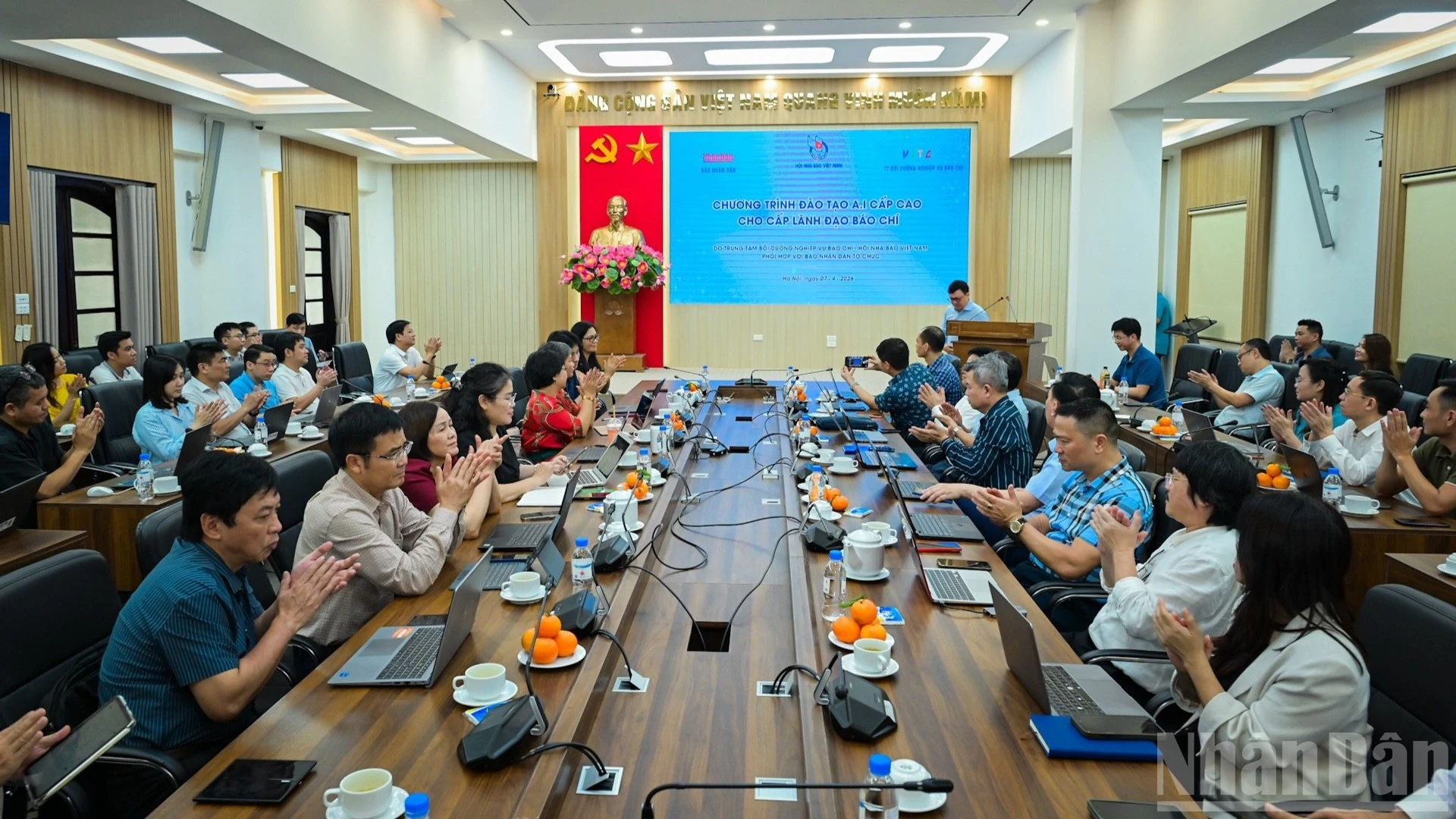 Lãnh đạo báo chí Việt Nam được đào tạo chuyên sâu về AI Agent và xu hướng công nghệ mới