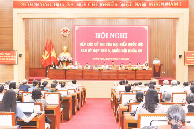 Quang cảnh hội nghị tiếp xúc cử tri sau kỳ họp thứ 9, Quốc hội khóa XV.