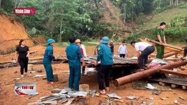 Yên Bái: 2 người bị thương do giông lốc