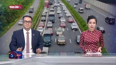 Bến xe khách nhộn nhịp khi người dân nghỉ 2/9 trở về Hà Nội