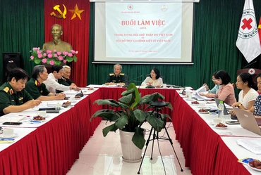 Quang cảnh buổi làm việc.