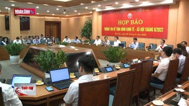 Hà Nội sẽ hỗ trợ 50% học phí năm học 2022-2023