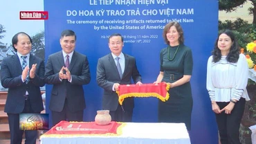 Tiếp nhận 10 hiện vật Hoa Kỳ trao trả cho Việt Nam
