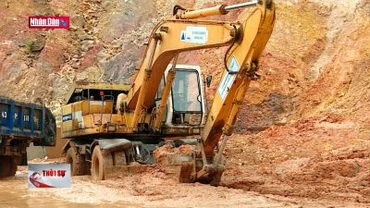 Đề nghị công bố tình huống khẩn cấp thiên tai cao tốc La Sơn - Túy Loan