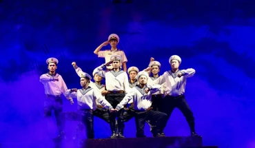 Cảnh trong vở chèo "Đất liền và biển cả" của Nhà hát Nghệ thuật truyền thống tỉnh Thanh Hóa.