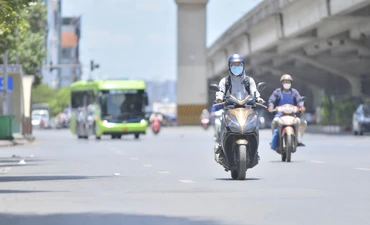 Khu vực Hà Nội nắng nóng gay gắt, có nơi hơn 38 độ C. (Ảnh minh họa)