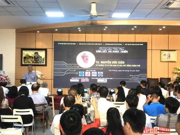 Chương trình giao lưu văn hóa kỷ niệm Ngày Doanh nhân Việt Nam 13/10.