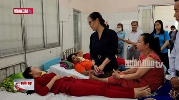 Vĩnh Long: Thăm hỏi, hỗ trợ công nhân nghi bị ngộ độc thực phẩm