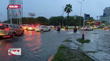 Đà Nẵng mưa lớn kéo dài khiến nhiều khu vực ngập sâu