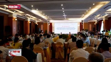 Gìn giữ và phát huy bản sắc văn hóa, con người Việt Nam