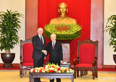 Tổng Bí thư Nguyễn Phú Trọng tiếp Toàn quyền Australia David Hurley nhân chuyến thăm cấp Nhà nước tới Việt Nam.
