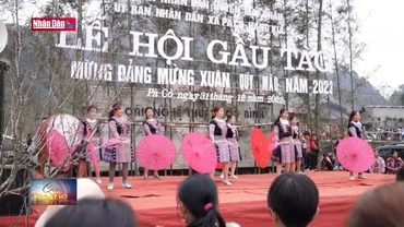 Nét độc đáo đón tết cổ truyền của đồng bào Mông tỉnh Hòa Bình