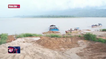 Kiên quyết xử lý tình trạng khai thác cát trái phép trên sông Sê San