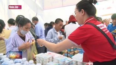 Hội chợ 0 đồng ấm lòng những bệnh nghèo