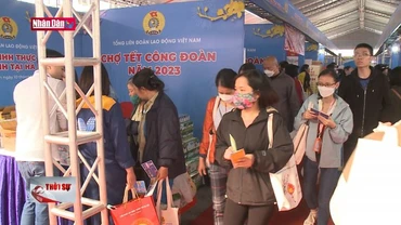 ''Chợ Tết công đoàn'' mang Tết đủ đầy đến cho người lao động