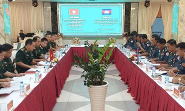 Hội đàm giữa Đoàn đại biểu Bộ Chỉ huy Bộ đội Biên phòng tỉnh Gia Lai và Đoàn đại biểu Bộ Chỉ huy Hiến binh tỉnh Ratanakiri (Vương quốc Campuchia).