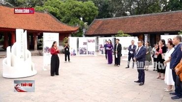 Khai mạc Triển lãm hành động vì cộng đồng - Human ACT Prize 2024