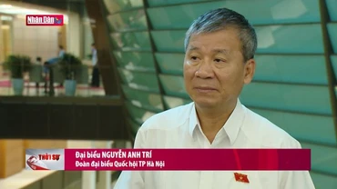 Trao đổi bên lề hành lang Quốc hội về phần trả lời chất vấn của Trưởng ngành Giao thông vận tải
