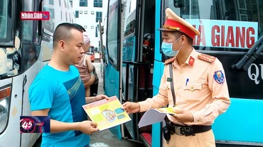 Tuyên truyền ký cam kết với các loại hình kinh doanh vận tải