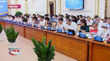 Xử lý nghiêm cán bộ "bàn lùi"