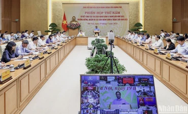 Thủ tướng Phạm Minh Chính chủ trì phiên họp thứ 5 của Ban Chỉ đạo nhằm sơ kết công tác 6 tháng đầu năm và xác định phương hướng, nhiệm vụ 6 tháng cuối năm 2023.