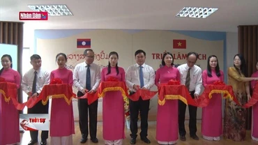 Triển lãm sách Việt – Lào: ''Dấu ấn qua từng trang sách''