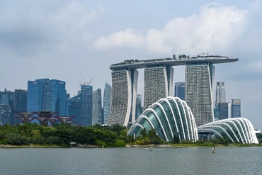 Khu nghỉ dưỡng Marina Bay Sands ở Singapore. (Ảnh: AFP/TTXVN)