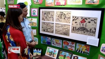 Triển lãm "Âm vang Điện Biên trong em"